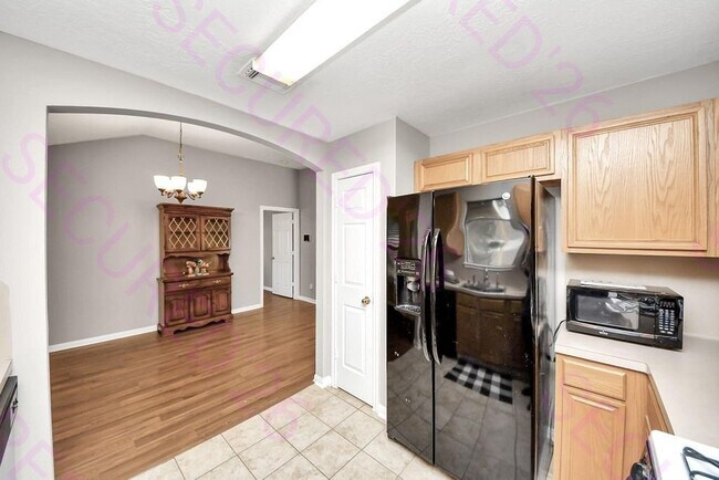 Building Photo - 5615 Brenwood Gln Trl