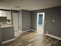 Building Photo - 534 N Bliss St