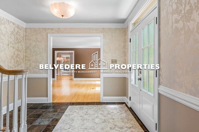 Building Photo - 4 bed in Hamilton Lakes