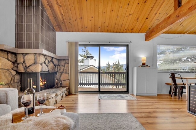 Building Photo - 355 Mullins Dr