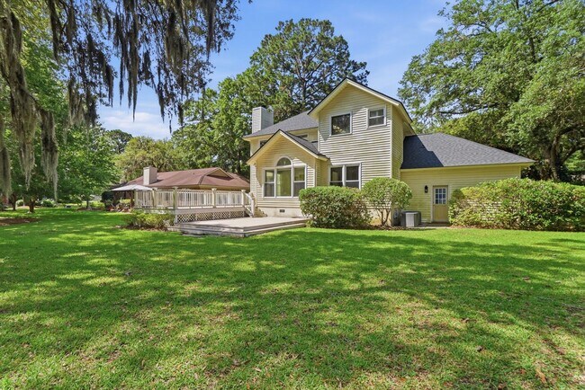Building Photo - Wilmington Island Home for Lease