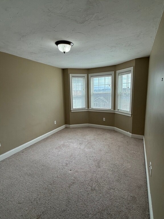 Building Photo - 34 Johnson St