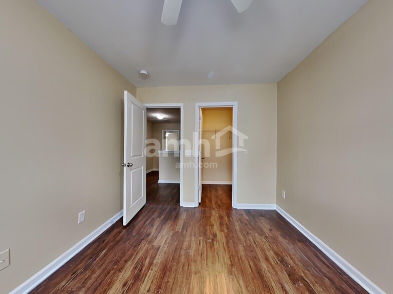 Building Photo - 251 Old Carolina Dr