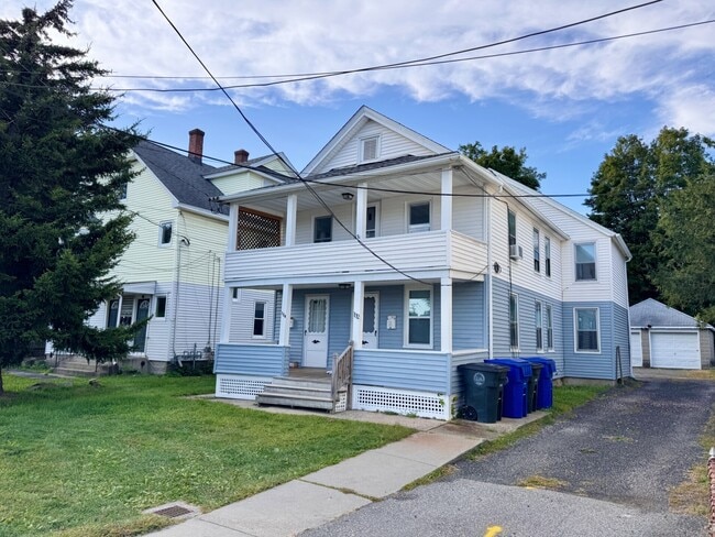 Primary Photo - 132 N Elm St