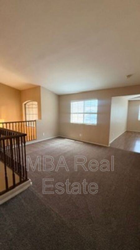 Building Photo - 6434 W Hackamore Dr