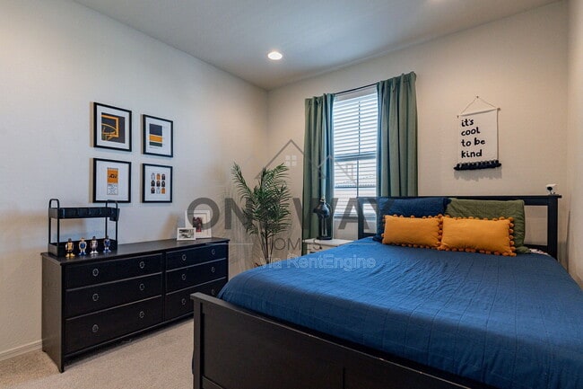 Building Photo - 5411 S Canyon Rim