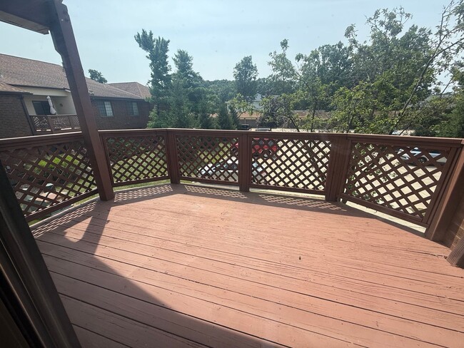 Building Photo - 2-Bedrom Condo Apartment in Broadview Hts!!