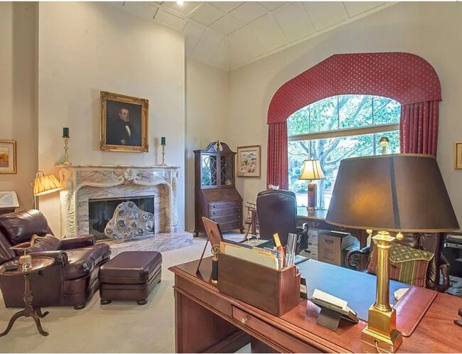 Building Photo - 4 Bed 3 Bath Elegant Home In Lafayette W/ ...