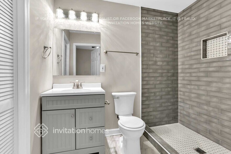 Building Photo - 1836 Flat Shoals Rd SE