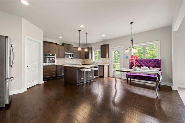 Building Photo - 85 Allspice Dr