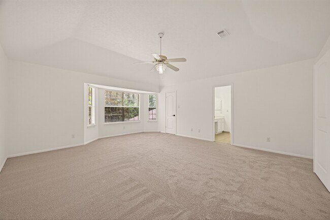Building Photo - 2431 Parkwood Ln