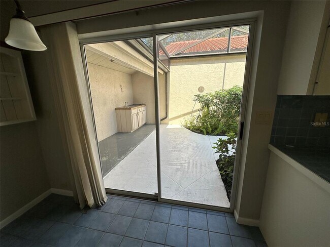 Building Photo - 4355 Marcott Cir