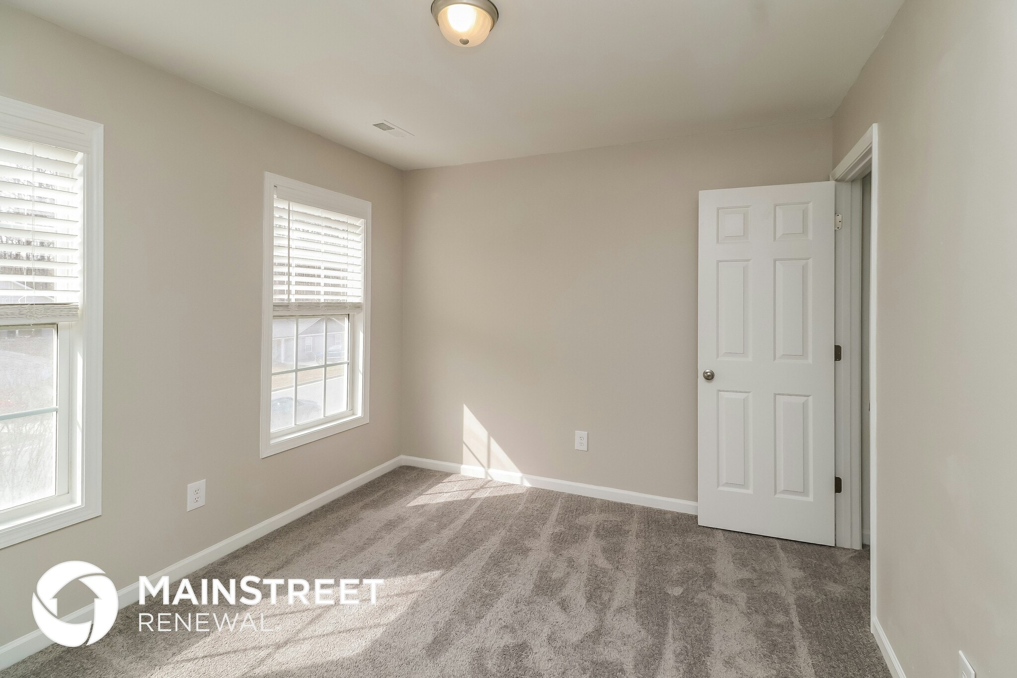 Building Photo - 2056 Samantha Dr