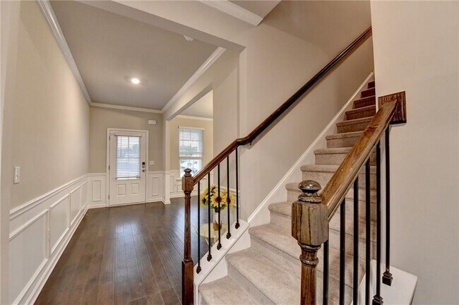 Building Photo - 461 Paxton LN