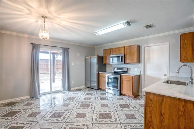 Building Photo - 707 Overton Dr