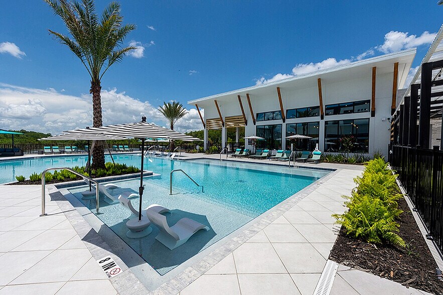 Primary Photo - Atlas Grand Palms