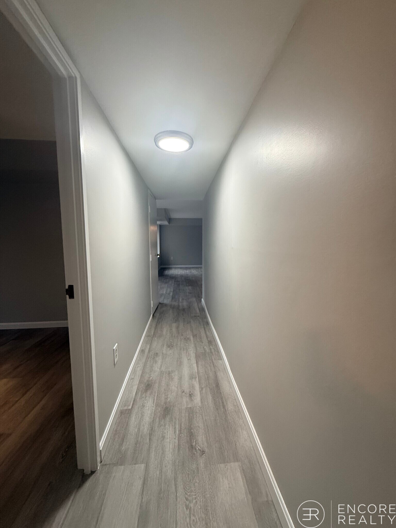 Building Photo - 1243 Beacon St