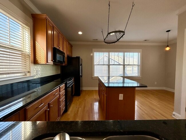 Building Photo - 1920 Lela Avenue