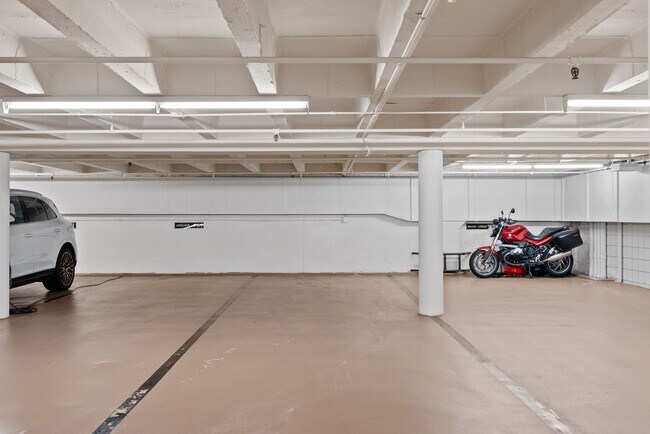 Building Photo - Discover a Coastal Sanctuary at Laguna Royale, Laguna Beach. Comes with 2 Parking Spaces!