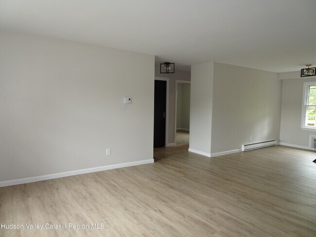 Building Photo - 167 NY-23