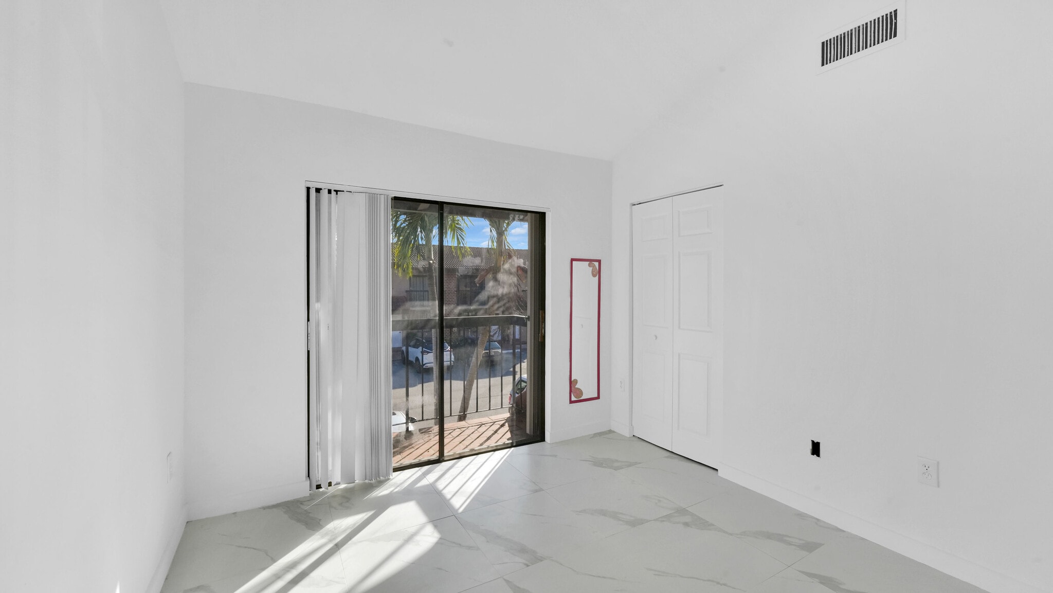 Building Photo - 1917 SW 107th Ave