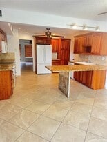 Building Photo - 3111 Coral Springs Dr