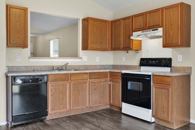 Building Photo - 6019 Old Corral