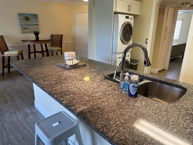 Building Photo - 1605 U.S. Rte 1