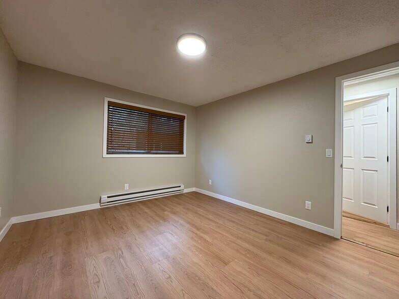 Master Bed - 22819 15th Ave SE