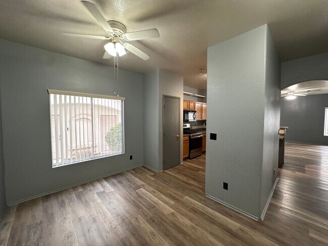 Building Photo - 2562 Land Rush Dr