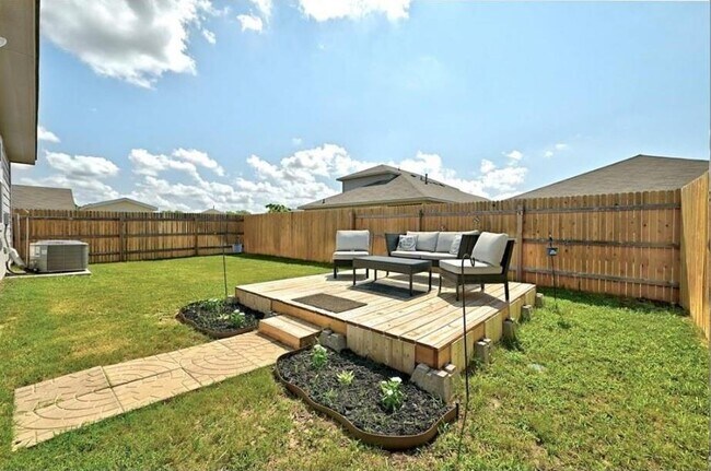 Building Photo - 3705 Conyers Ln