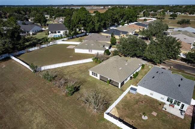 Building Photo - 5700 SW 45th St