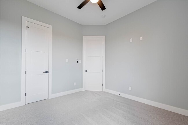 Building Photo - 3503 Anita St