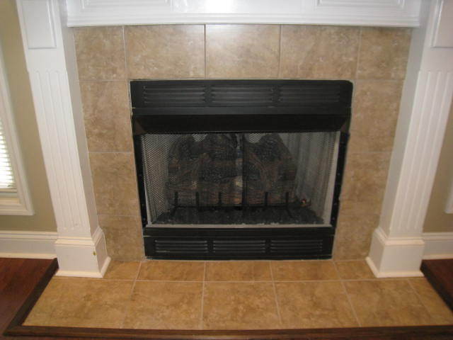 Building Photo - Great room with wood floors, Awesome maste...