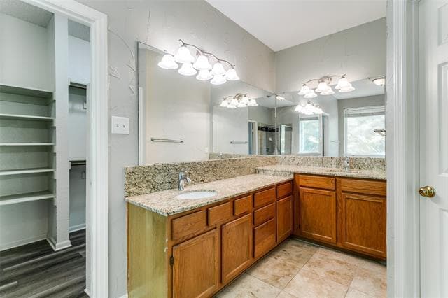 Building Photo - 1608 Yaggi Dr