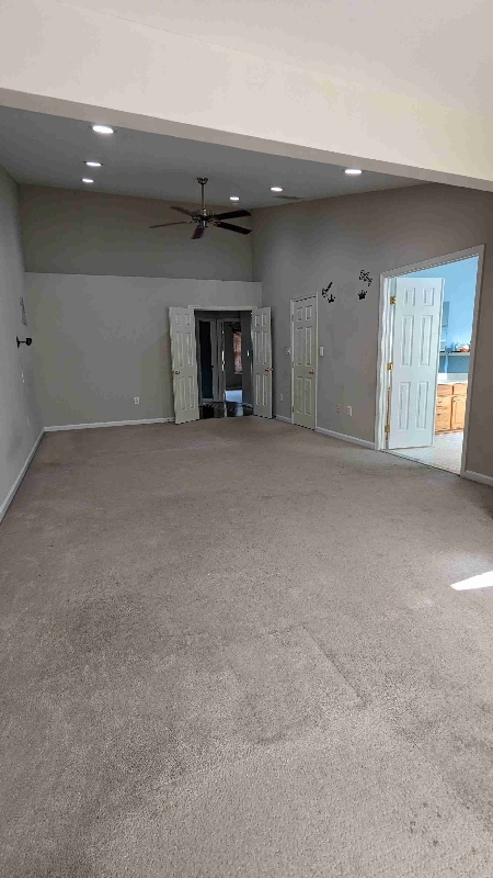 Building Photo - 13231 Maple Creek Ln