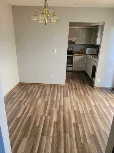 Building Photo - 6120 Merrywood Dr