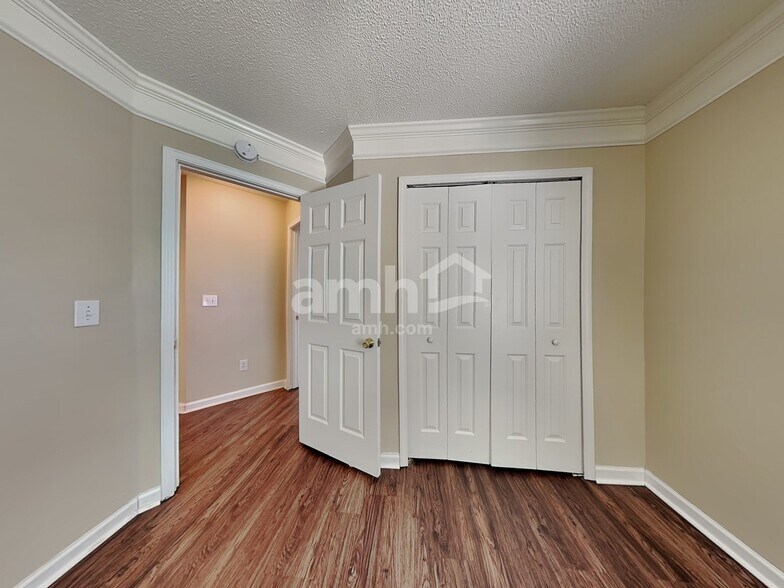 Building Photo - 101 Cobb Hall Ct