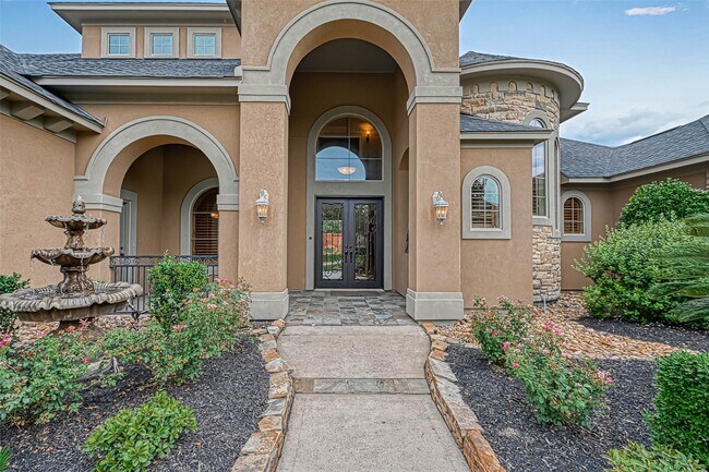 Building Photo - 13815 Nathan Ridge Ln