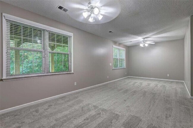 Building Photo - 490 Grand Teton Cir