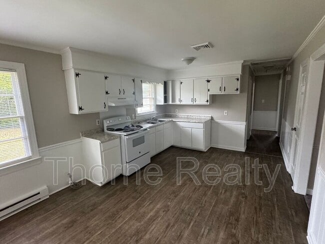 Building Photo - 112 Cane Dr