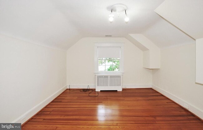 Building Photo - 3752 Kanawha St NW