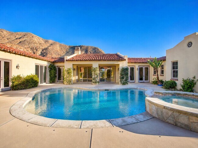 Building Photo - 3035 Arroyo Seco