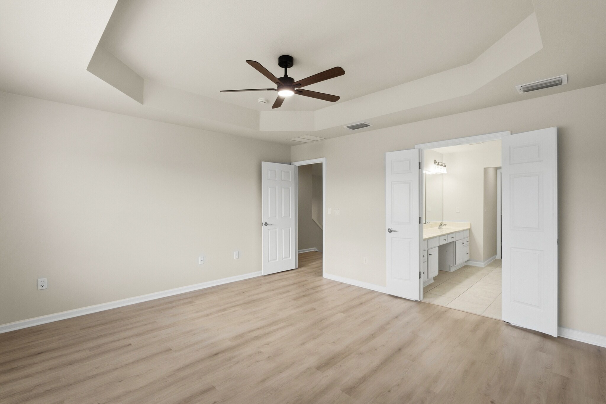 Building Photo - 6280 Autumn Berry Cir
