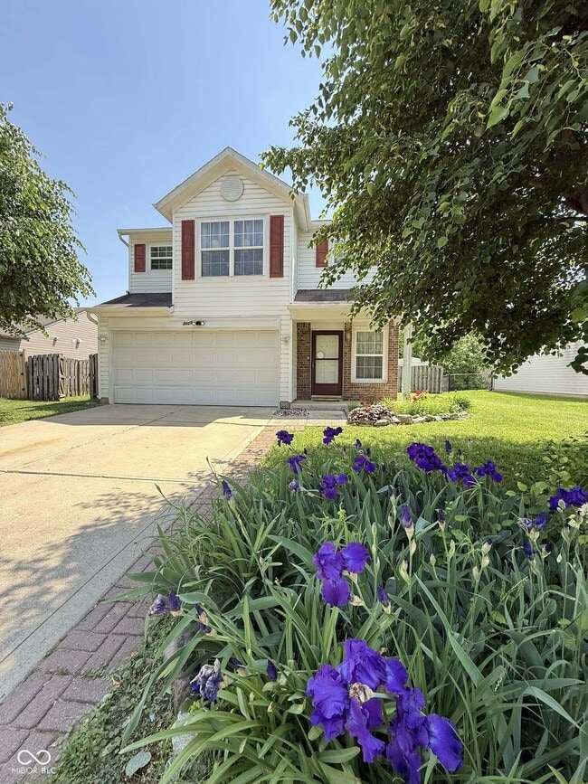 Primary Photo - 2605 Bristlecone Dr