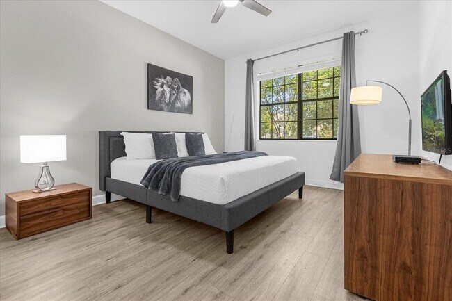 Building Photo - 1483 Rolling Fairway Dr