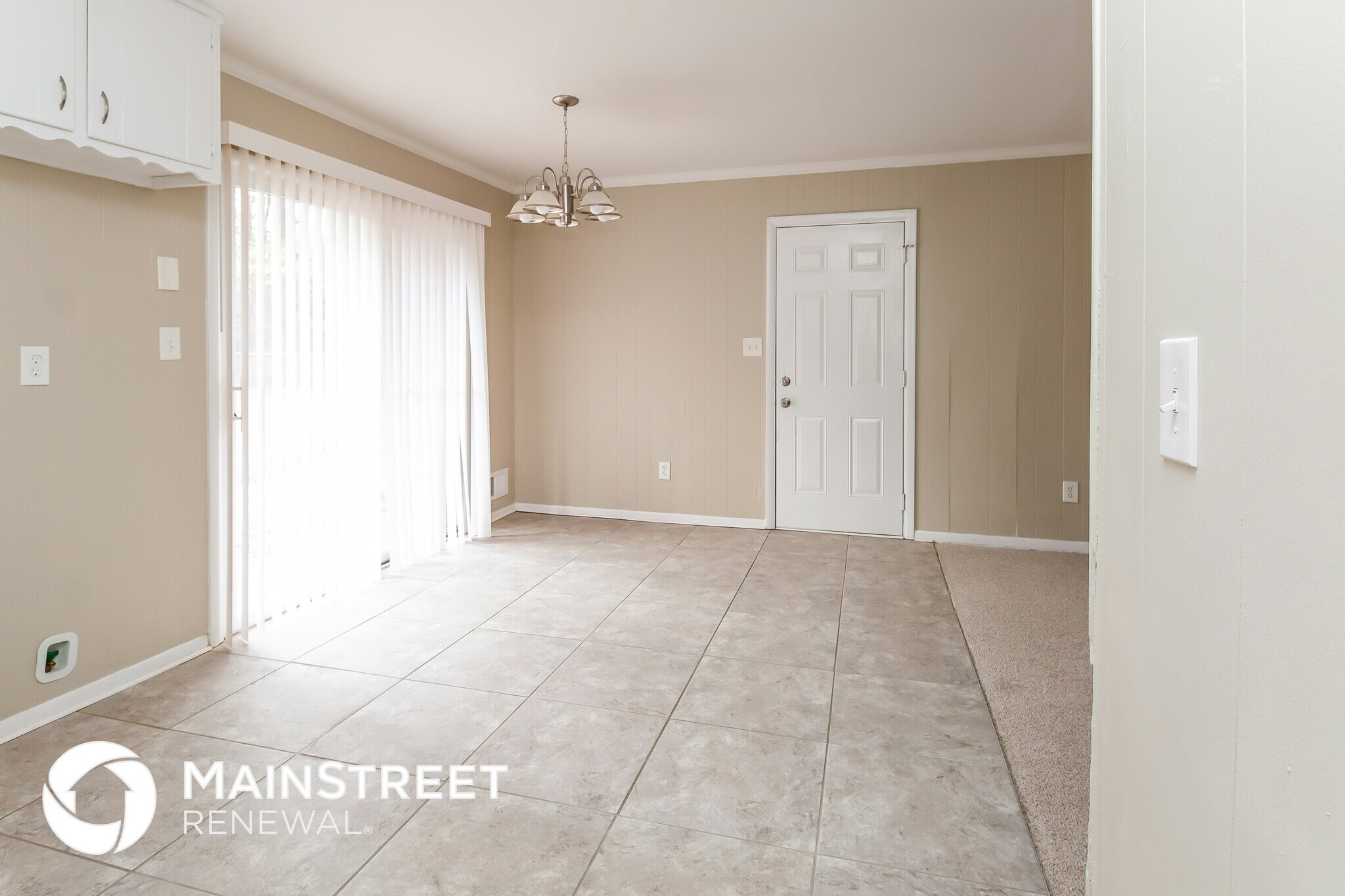 Building Photo - 892 Oak Dr