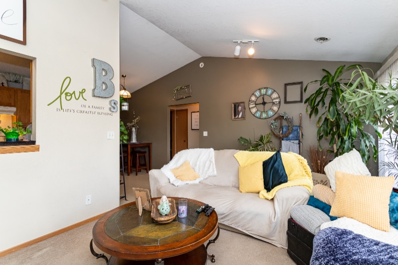 Building Photo - 1435 Prairie Dr