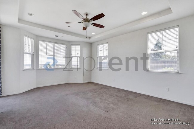 Building Photo - 716 San Juan Oaks Rd