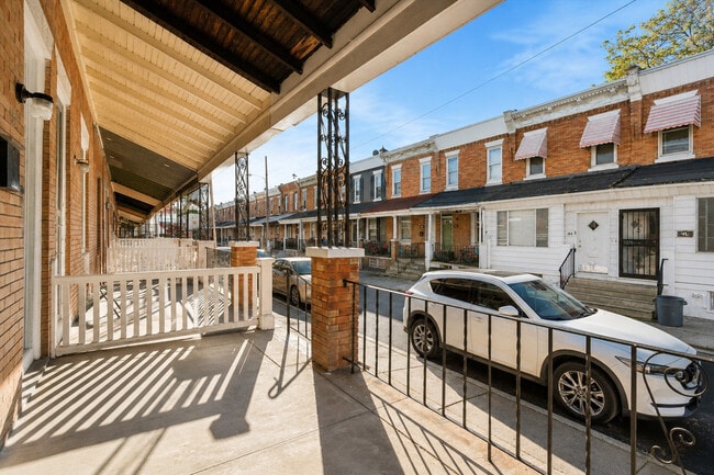 Building Photo - 45 N Lindenwood St